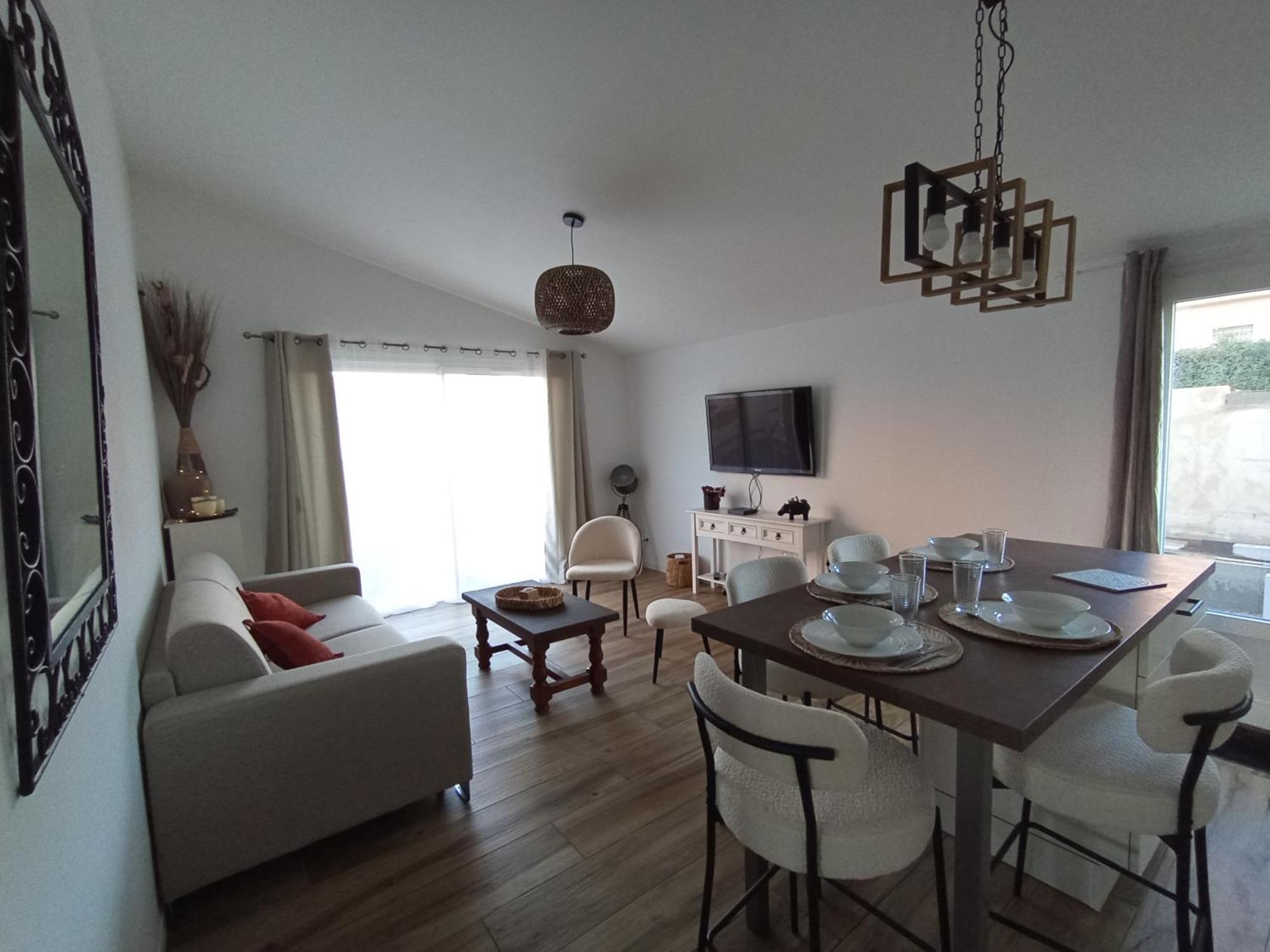 Maisonnette 55m2 Lozari Holiday home *
